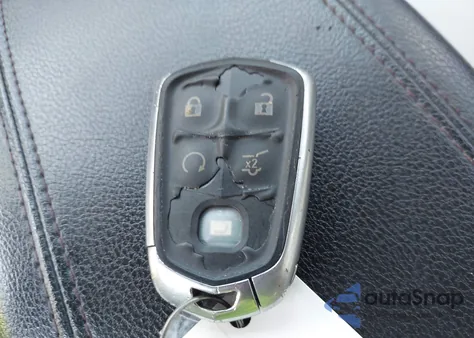 2019 Cadillac Xt4 Sport z USA, uszkodzony, nr VIN 1GYFZER42KF107032